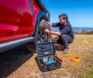 Air Compressor Single Motor Portable 12V Air Compressor Single Motor Portable 12V